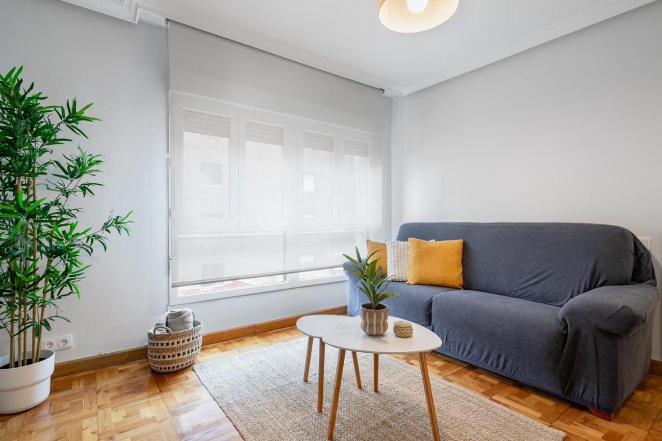 Apartamento Tres Mares Gijon Bagian luar foto