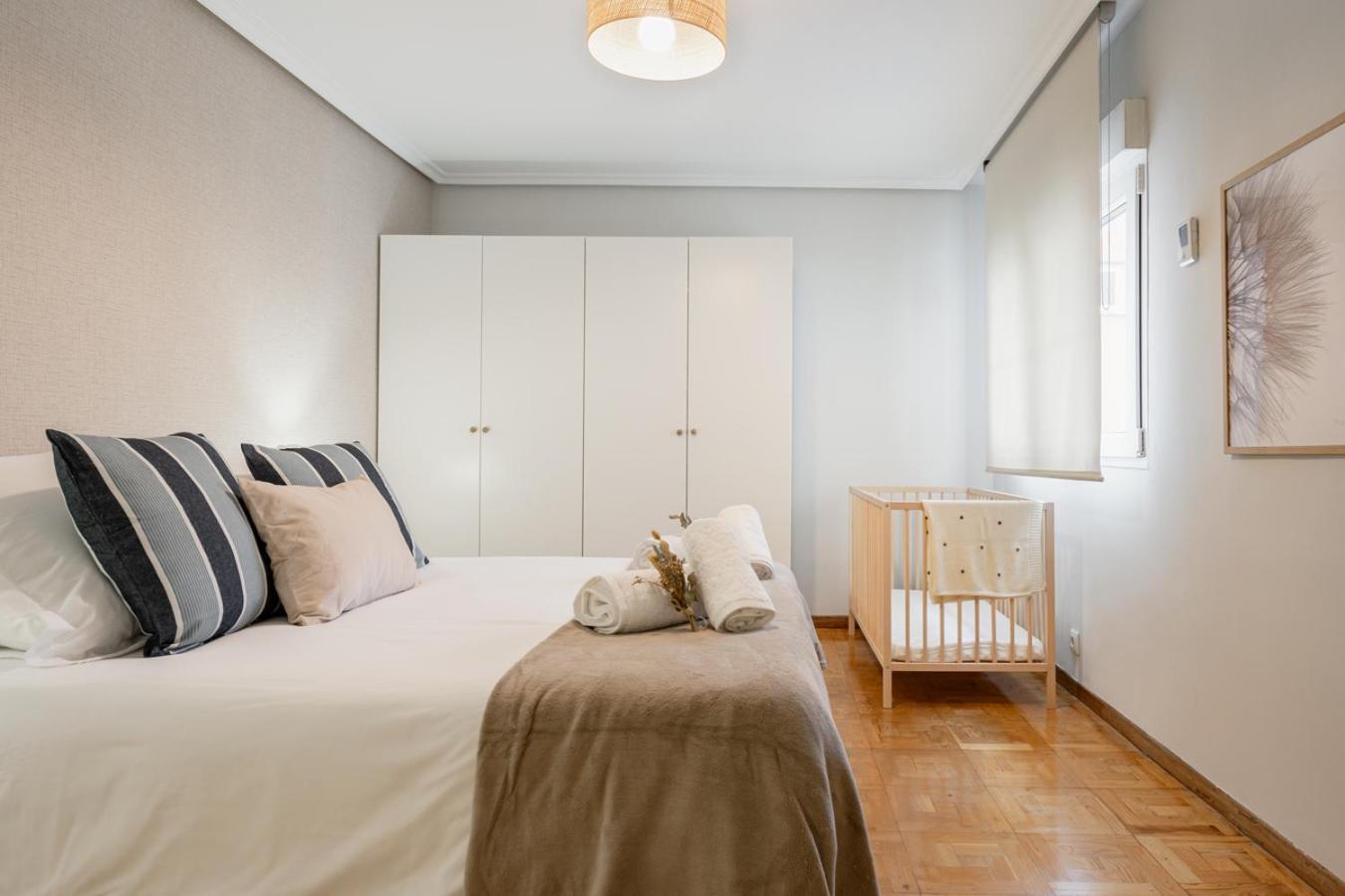 Apartamento Tres Mares Gijon Bagian luar foto